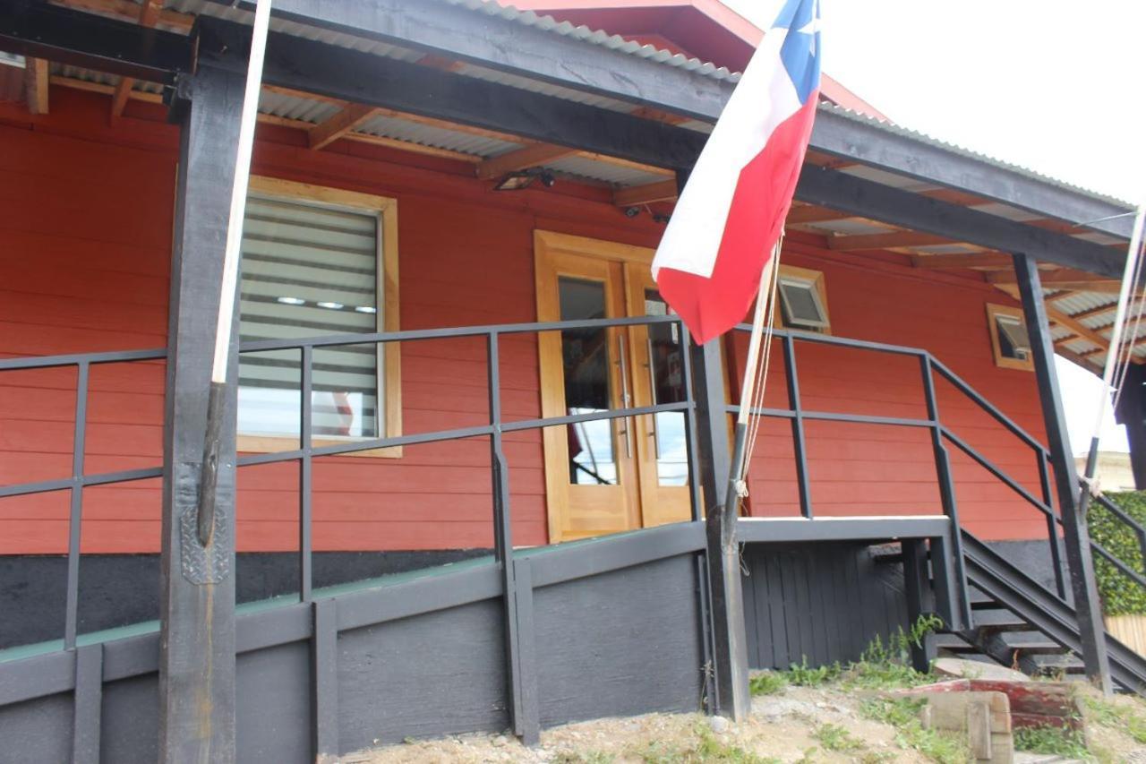 Hotel Forjadores Del Cabo De Hornos Puerto Williams Buitenkant foto